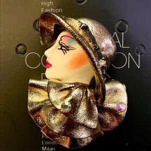 S.J.C. High Fashion brooch-2.5” new condition